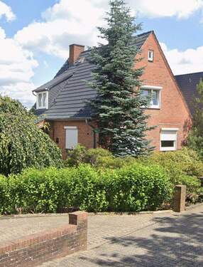 Bild 1 - Provisionsfrei: Großzügiges Einfamilienhaus in Fockbek mit viel Platz & Gestaltungsmöglichkeiten