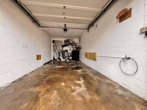 Garage… - 