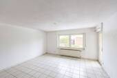 Wohnzimmer OG - 8 Zimmer Mehrfamilienhaus, Wohnhaus zum Kaufen in Bietigheim-Bissingen