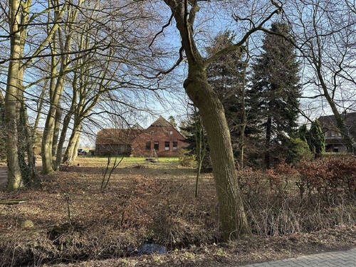 Bild1 - Großer Bauplatz in Varel-Moorhausen mit vielen Möglichkeiten