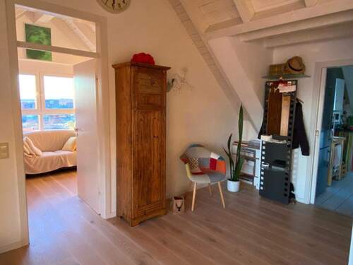 Blick ins Büro/Kinderzimmer - 