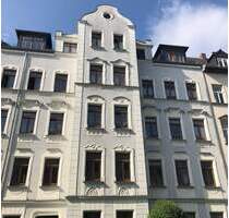 kleine, helle 2-Zimmer-Dachgeschosswohnung mit schöner Aussicht und Einbauküche, ruhige Wohnstraße auf dem Kaßberg - Chemnitz