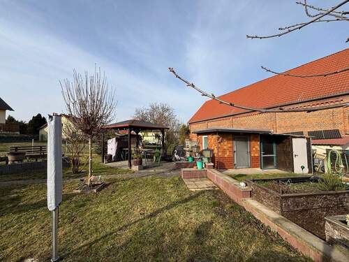Gartenblick - 4 Zimmer Einfamilienhaus zum Kaufen in Weißenfels