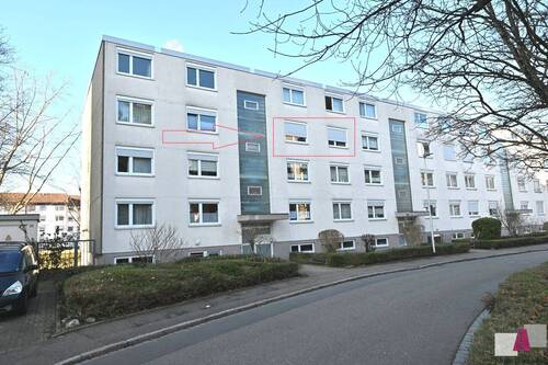 Hausansicht - Zentral gelegene 4-Zimmer-Wohnung in guter Lage von Weil am Rhein