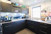 Küche EG - Terrassenwohnung mit 112,30 m&sup2; in Fischach zum Kaufen
