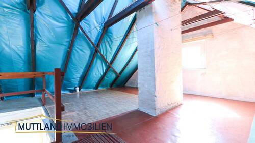 Dachgeschoss - ausbaufähig - 