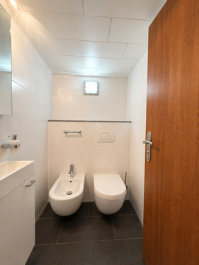 WC - 