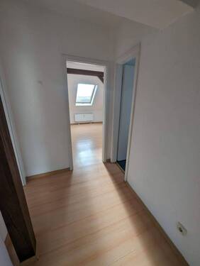 Flur - 2 Zimmer Etagenwohnung zur Miete in Plauen