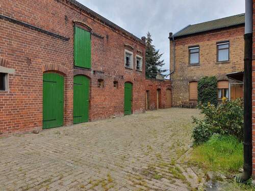 Innenhof - 1 Zimmer Einfamilienhaus zum Kaufen in Kemberg OT Dorna