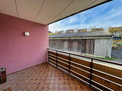 Balkon EG - Doppelhaushälfte mit 171,20 m&sup2; in Leonberg zum Kaufen