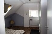 Zimmer im Dachgeschoss.JPG - 