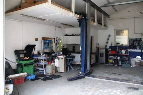 Garage ..JPG - 