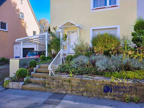 Hausansicht - 5 Zimmer Reihenendhaus zum Kaufen in Dortmund / Gartenstadt