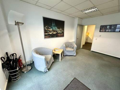 Eingang - Büro in Leverkusen zum Kaufen