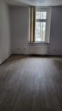 Bild 4 - 5 Zimmer Terrassenwohnung in Limbach