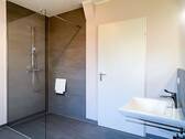 Erneuertes Duschbad im EG.jpg - 