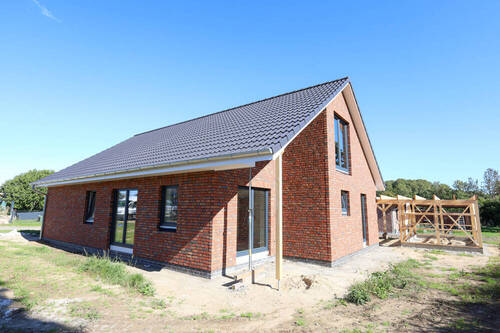 Hinteransicht - 4 Zimmer Bungalow zum Kaufen in Pahlen