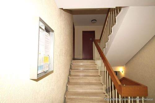 Treppenhaus 1 - 2 Zimmer Etagenwohnung in Bonn