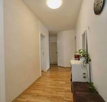 Charmante Wohnung mit durchdachter Raumaufteilung und stilvollem Ambiente - Düsseldorf Wersten