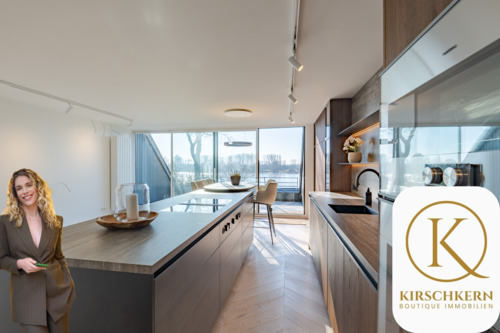 Kirschkern Immobilien - Exklusive Maisonette Wohnung mit direktem Rheinblick, luxuriöser Ausstattung, Pool, Sauna und Tiefgaragen Stellplatz.