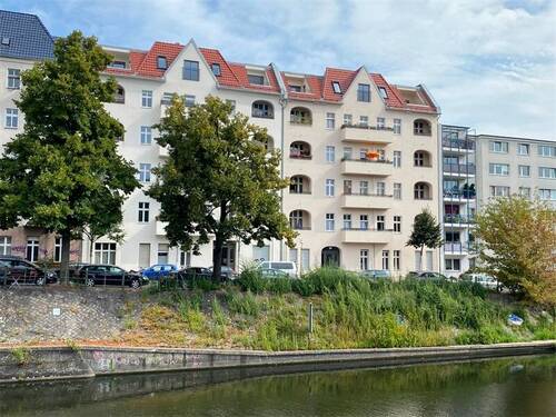 Hausansicht - Etagenwohnung in Berlin zum Kaufen