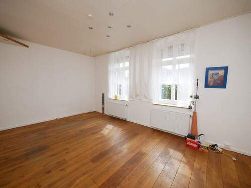 Wohnzimmer - 5 Zimmer Doppelhaushälfte in Essen