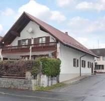 Anwesen in Landshut - Altdorf bestehend aus zwei Häusern, zusammen oder getrennt zu erwerben