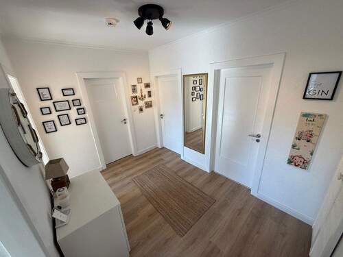 Bild 1 - 3-Zimmer-Wohnung mit Balkon und TG-Stellplatz