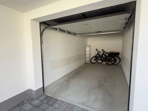 Garage - 