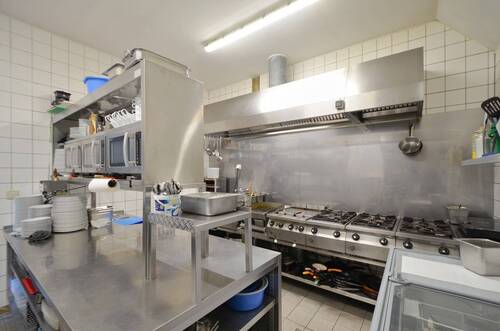 gewerbliche Küche - 3 Zimmer Einfamilienhaus in Dierhagen / Dierhagen Dorf