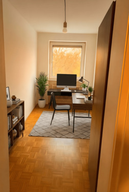 Büro/ Schlafzimmer - 3 Zimmer Einfamilienhaus in München