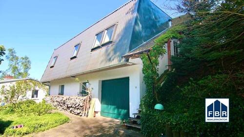 Haus mit vier Wohnungen - 