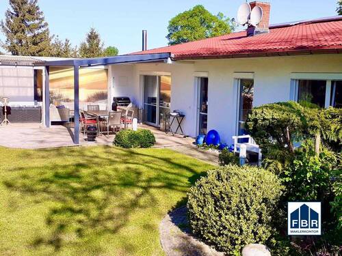 Die Terrasse am Haus - 5 Zimmer Einfamilienhaus zum Kaufen in Stralendorf