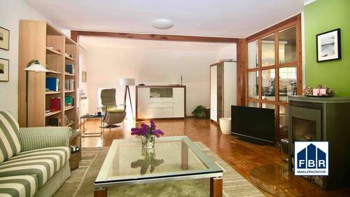 Wohnzimmer mit Kamin - 