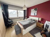 1- OG rechts Schlafzimmer 1 - 