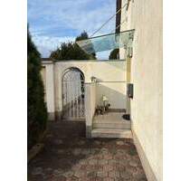 Gepflegte Doppelhaushälfte mit großem Garten und Wintergarten in ruhiger Lage von Bochum-Weitmar