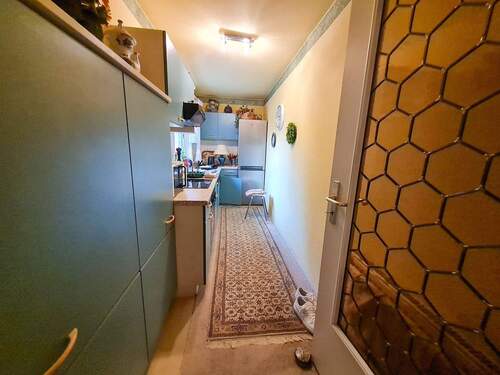 Küche mit Fenster.jpg - 