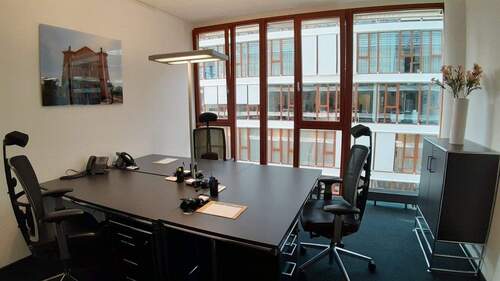 Bild 1 - Exklusives Büro M im historischen Königsbau - flexibel & komplett möbliert