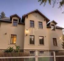 ZWEIFAMILIENHAUS IN SCHÖNER LAGE VON RADEBEUL LINDENAU