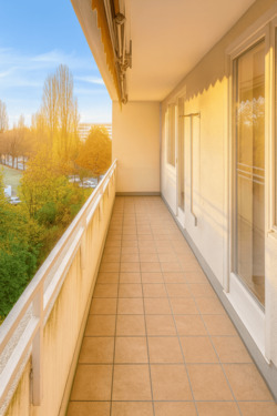 Balkon - Etagenwohnung mit 63,90 m&sup2; in München zum Kaufen