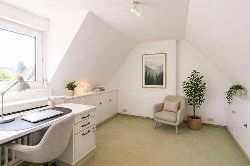 Arbeitszimmer Spitzboden - 
