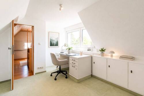 Arbeitszimmer II Spitzboden - 