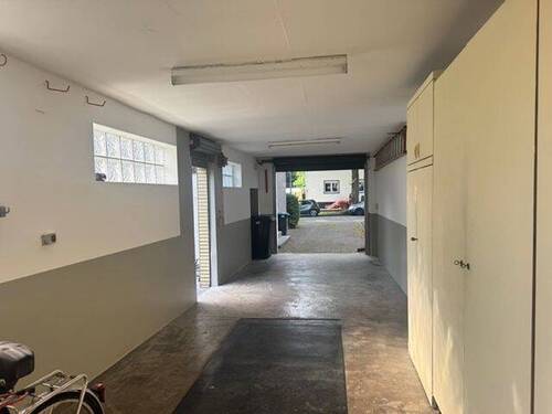 Garage - 