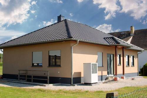 Ansicht Bungalow - 4 Zimmer Bungalow zum Kaufen in Thallwitz