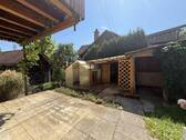 Terrasse mit Gewächshaus/Schopf - 