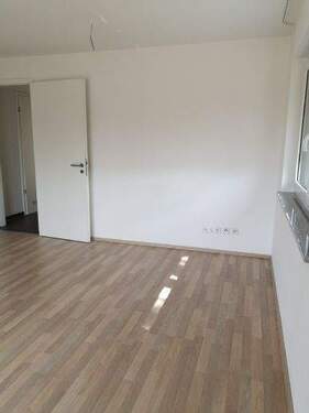 Wohnen / Essen - 3 Zimmer Etagenwohnung in Fürth