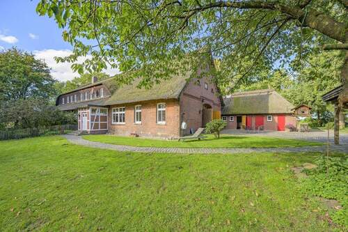 Garten - 4 Zimmer Doppelhaushälfte in Boitze