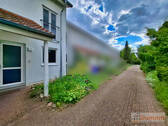 Zuwegung zum Haus - 5 Zimmer Reihenmittelhaus zum Kaufen in Merseburg