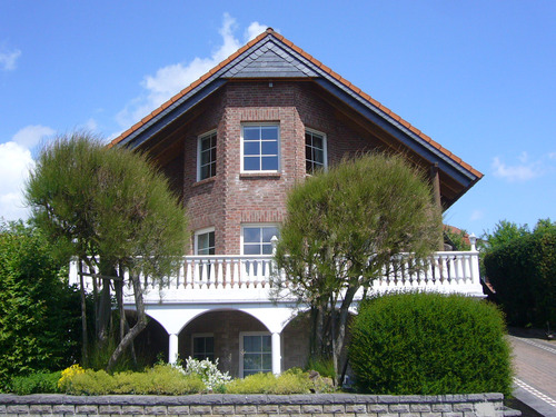 Außenansicht - Reserviert, repräsentatives, großzügiges Einfamilienhaus in Schauenburg