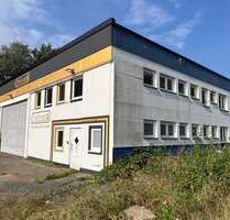 Zwei vielseitig nutzbare Hallen mit Büro- und Aufenthaltsräumen zur Vermietung in Bad Karlshafen